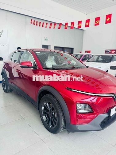 VinFast VF6 Plus Đỏ