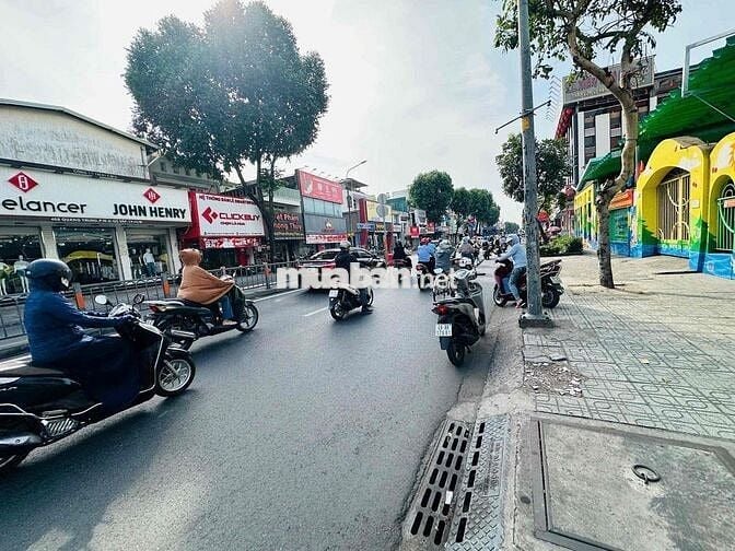 CHO THUÊ NHÀ MẶT TIỀN QUANG TRUNG P10 GÒ VẤP GẦN NGÃ TƯ