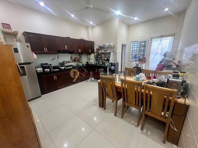 NHÀ MẶT TIỀN KINH DOANH 2 TẦNG ĐƯỜNG ĐÌNH PHONG PHÚ - 109M2 NGANG 5M