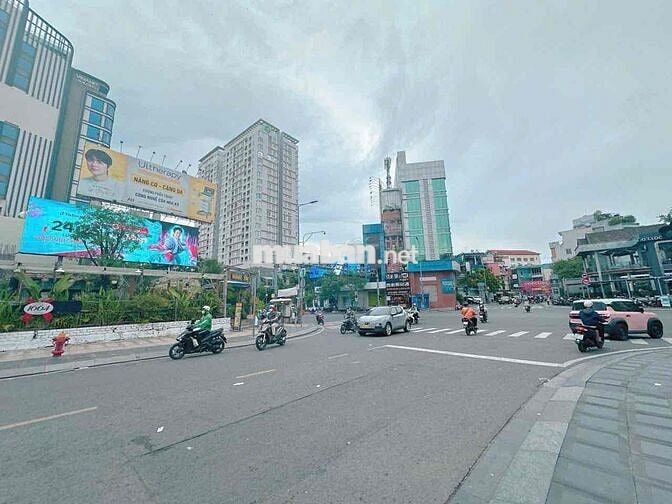 Chính Chủ Bán Nhad MT Huỳnh Bánh 44m Giá 11,7 Tỷ AE LH Em Nha Phi