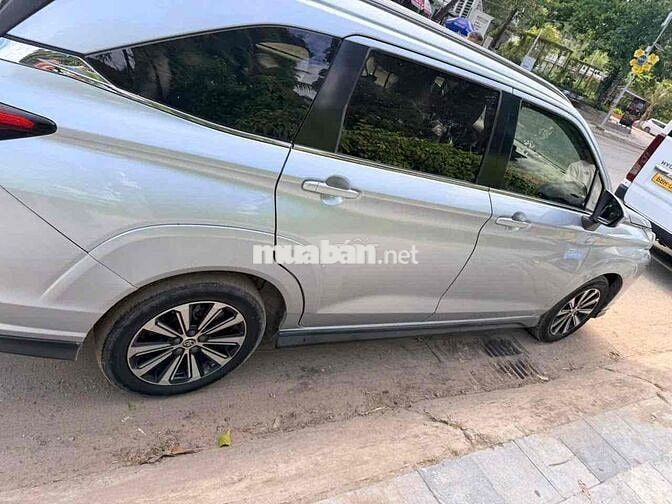 Toyota Veloz Cross Bạc 7 chỗ 210184 km