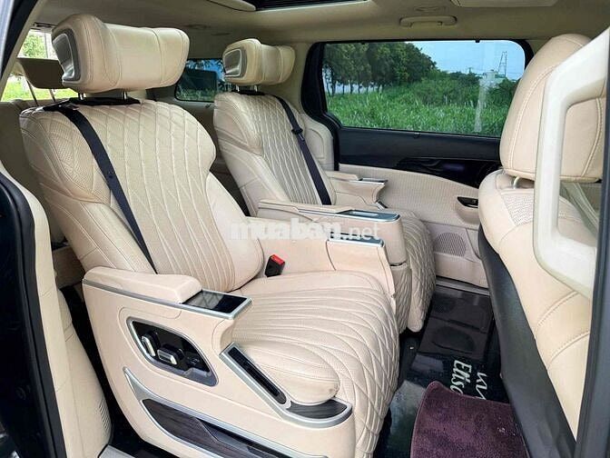 KIA CARNIVAL SIGNATURE 2023 Dầu Nhiều Phụ Kiện