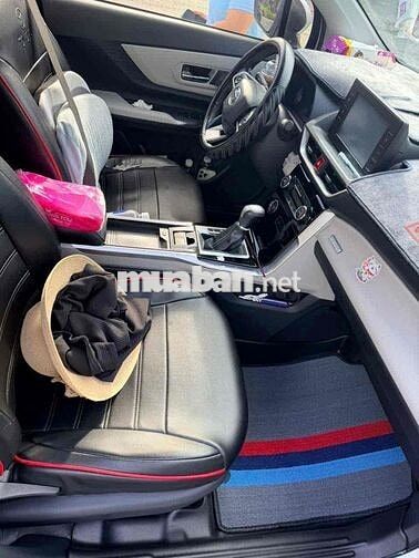 Toyota Veloz Cross Bạc 7 chỗ 210184 km