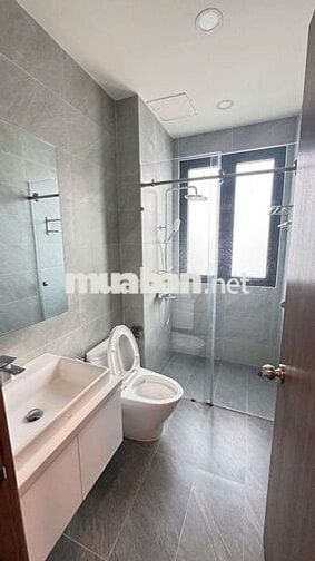 nhà mới đẹp phong cách khu trung tâm gần san bay