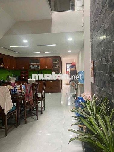 Nhà 3 tầng 3pn Hoàng Thế Thiện