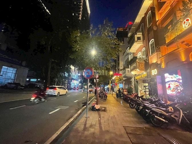 🏢 NHÀ MẶT TIỀN KINH DOANH ĐẸP NGAY TRUNG TÂM QUẬN 1