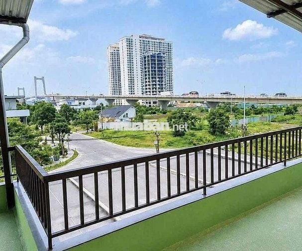 CHO THUÊ BIỆT THỰ 2,5 TẦNG MẶT TIỀN NGUYỄN ĐÌNH HOÀN, KĐT HÒA XUÂN