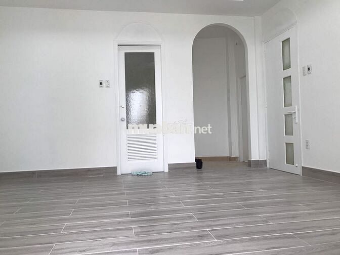 Mua nhà tặng phòng thu chuyên nghiệp - *** tại Nơ Trang Long.