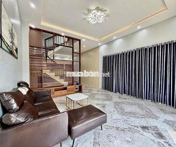 CHO THUÊ BIỆT THỰ 2,5 TẦNG MẶT TIỀN NGUYỄN ĐÌNH HOÀN, KĐT HÒA XUÂN