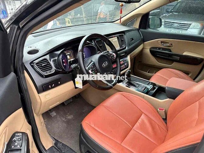 Kia Sedona 2017 Đen
