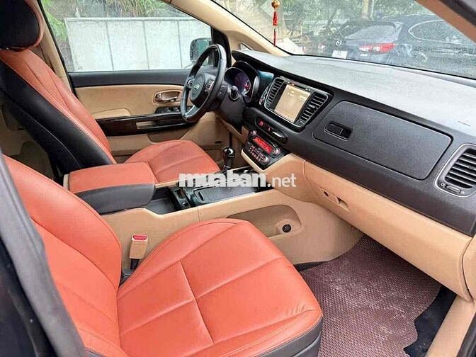 Kia Sedona 2017 Đen