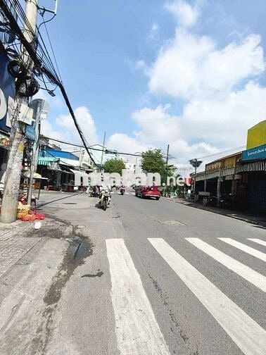 Cho thuê nhà mặt tiền Phạm Thê Hiển ngay Chợ Nhị Thiên Đường, P5 5x13