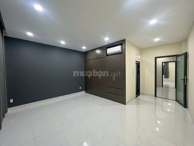 Bán nhà khu dân cư Xuân Thới Đông, đường Số 2, Hóc Môn.