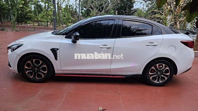 Mazda Mazda 2 Sports 2016 Trắng 80.000 km