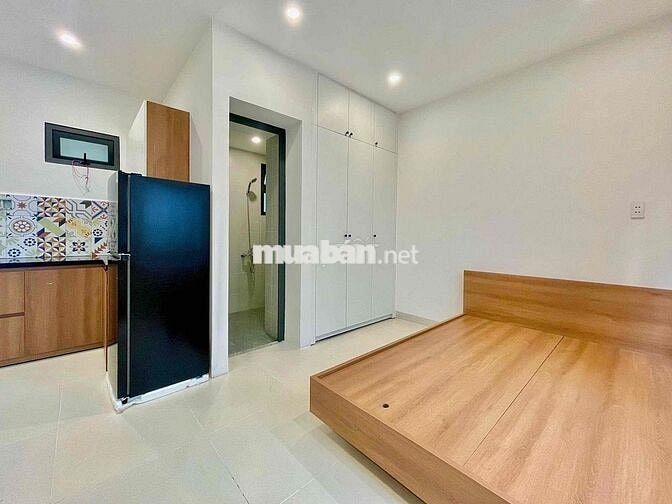 CHÍNH CHỦ CHO THUÊ STUDIO FULL NT - Ban Công NGAY ĐƯỜNG PVĐ