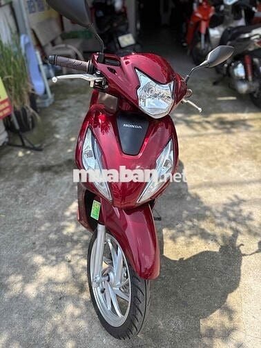 Honda Vision 2025 Cao Cấp màu Đỏ 600km