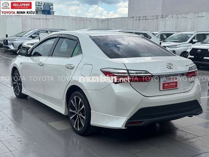 Toyota Altis 1.8G 2020 Trắng 44.000 km