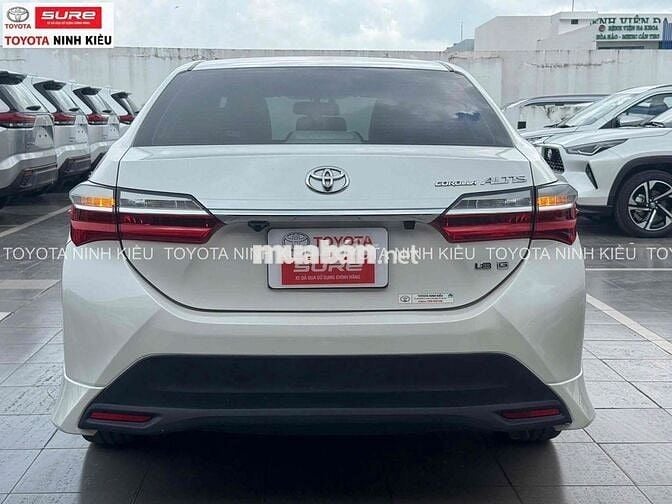 Toyota Altis 1.8G 2020 Trắng 44.000 km