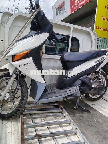 Honda Click Trắng