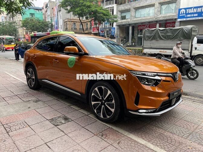 Vinfast VF8 Plus Cam-Pin SDI màu Cam 60000 km