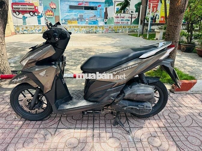 Honda Vario 150 Vàng cát 118 vạn. Xe văn phòng