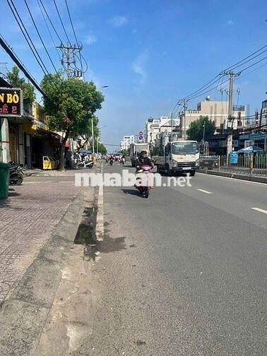 NHÀ CHO THUÊ MẶT TIỀN ĐƯỜNG LÊ VĂN QUỚI 4X18M THÔNG SUỐT CẤP 4