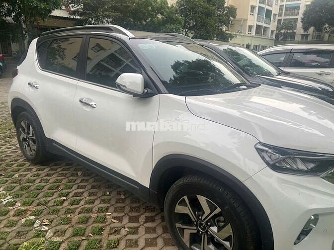 KIA SONET LUX 1.5 AT 2023 Trắng 30000 km (biển HN)