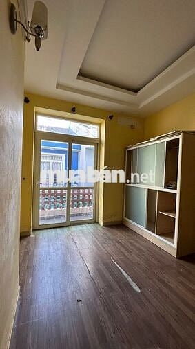 CHO THUÊ NHÀ NGUYỄN HỮU DẬT DT 7X20M  1 TRỆT 1 LỬNG 1 LẦU 20 TRIỆU