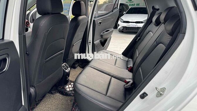 Hyundai Grand i10 2023 1.2 AT Trắng 35.000km