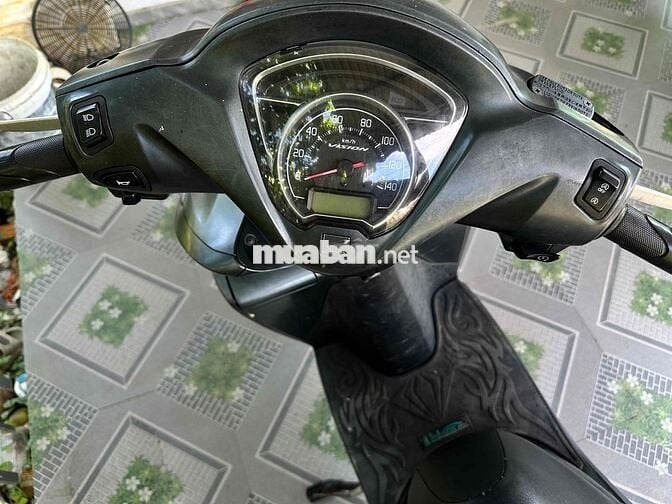 Honda Vision Bản đặc biệt thể thao bánh lớn 2023