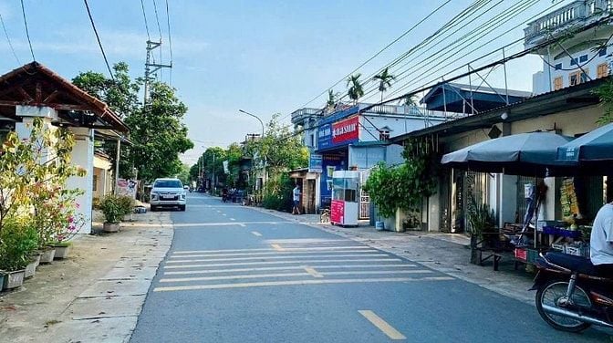 chủ cần bán gấp lô đất 71m2 full thổ giá 1tyr5 ngay trung tâm CNC