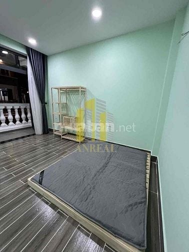 Nhà Phố Hiện Đại Full Nội Thất 4PN - Có Sân Giá 19 Triệu