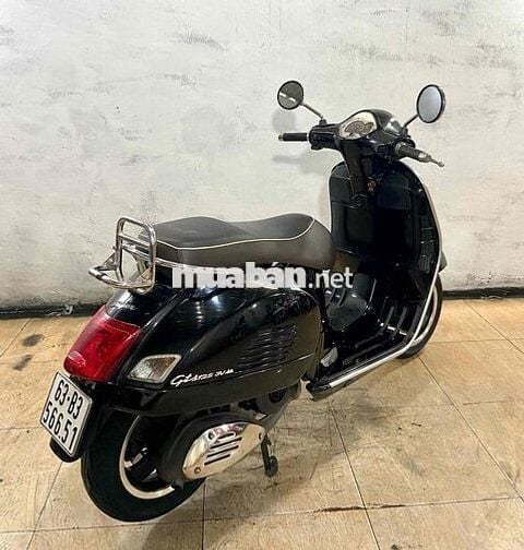 Piaggio Vespa GTS 2016 Đen