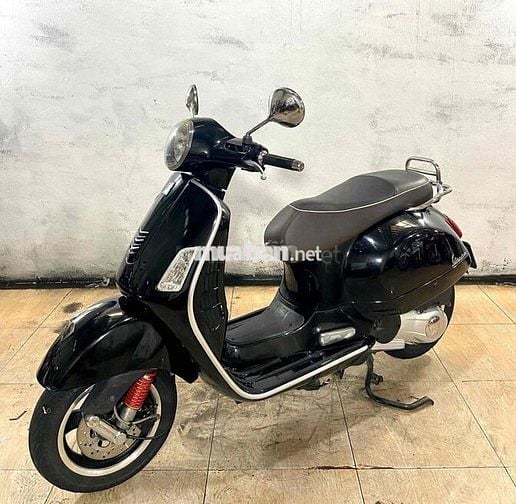 Piaggio Vespa GTS 2016 Đen