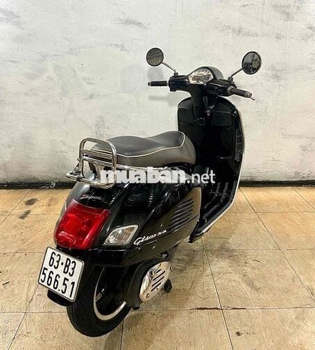 Piaggio Vespa GTS 2016 Đen