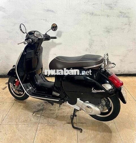 Piaggio Vespa GTS 2016 Đen