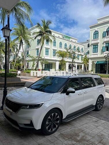 KIA Carnival Luxury 2022 Trắng 120.000km