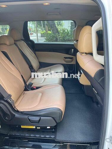 KIA Carnival Luxury 2022 Trắng 120.000km