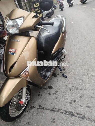 Honda Lead Vàng đồng