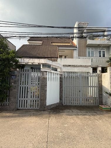 Bán nhà đường TL15, Thạnh Lộc, Q12. Hẻm xẻ hơi 8m. Giá 13,5 tỷ