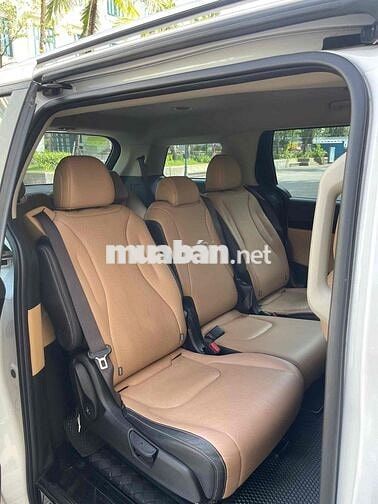 KIA Carnival Luxury 2022 Trắng 120.000km