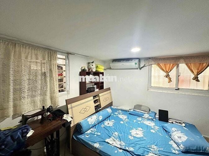 1tỷ4-CỰC HIẾM CHUNG CƯ QUẬN 5 – NGAY NGUYỄN TRÃI - TRIỆU QUANG PHỤC