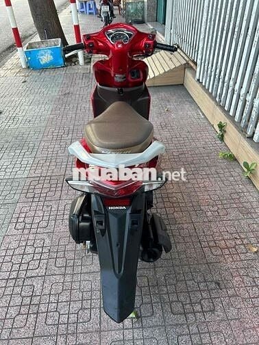 Honda Vision Fi Smartkey zin êm sạch đẹp chính chu