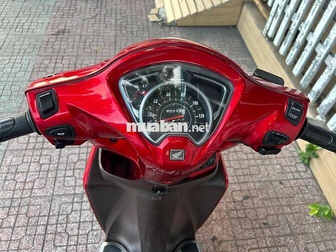 Honda Vision Fi Smartkey zin êm sạch đẹp chính chu