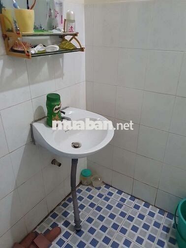 Cho 1 nữ gần ngã4 HX.ĐH Hutech.UEf.Hồng Bàng Đ Xô viết nghệ Tĩnh Bt