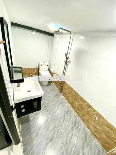 DUPLEX GÁC CAO ĐỨNG ĐƯỢC - SẠCH SẼ - CỬA SỔ THOÁNG