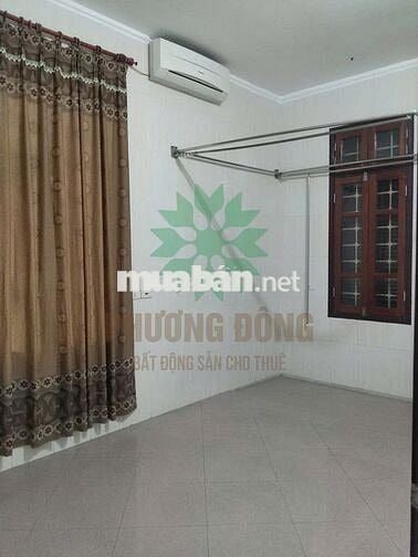 CHO THUÊ NHÀ 2 TẦNG RƯỠI , diện tích 75m2 , ngõ rộng oto vào được