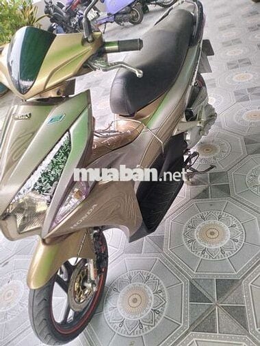 Honda Air Blade Fi Bản Đặc Biệt Vàng đồng