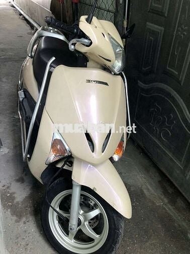 Honda Lead 2011 Vàng kem