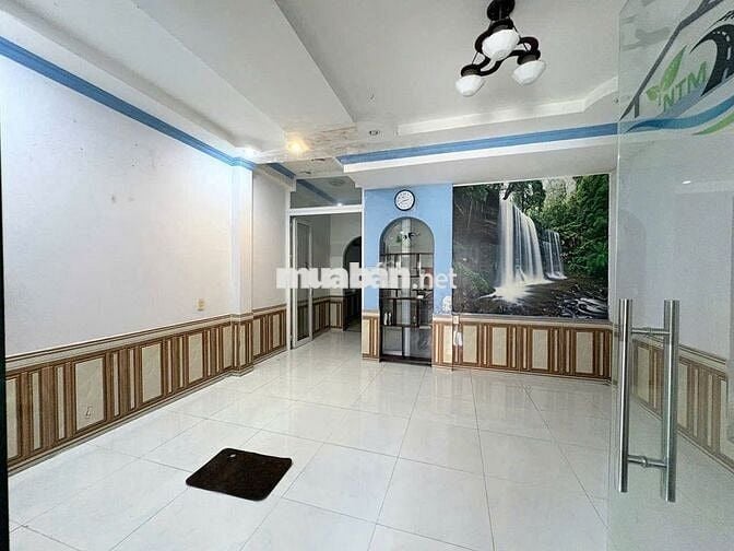 Cho thuê nhà mặt tiền KD 5x16m 1 lầu gần Ngã tư Bình Phước, tiện KD,VP